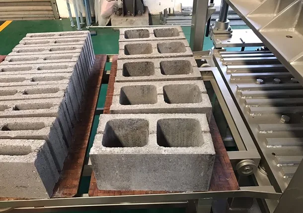 Машини за правење тули за продажба во Зимбабве -ZCJK