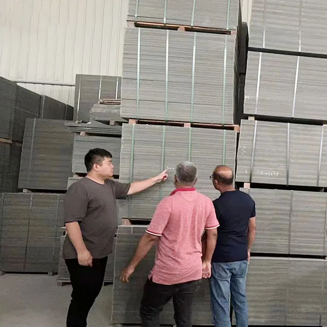 Палета за машини за правење тули